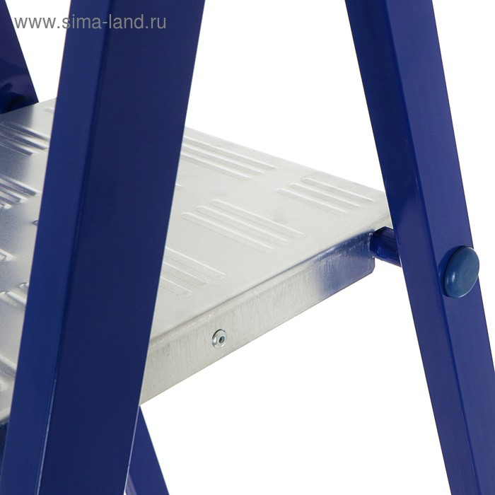 Стремянка ТУНДРА, металлическая комбинированная, 3 ступени, 600 мм Стремянка ТУНДРА, металлическая комбинированная, 3 ступени, 600 мм