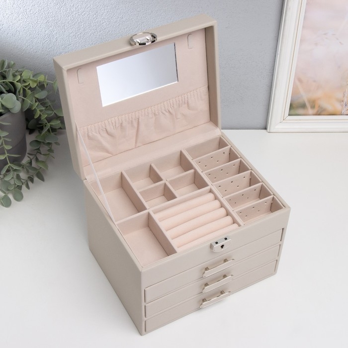 Шкатулка кожзам для украшений Шкатулка кожзам для украшений "Винта" бежевая22х17х18 см