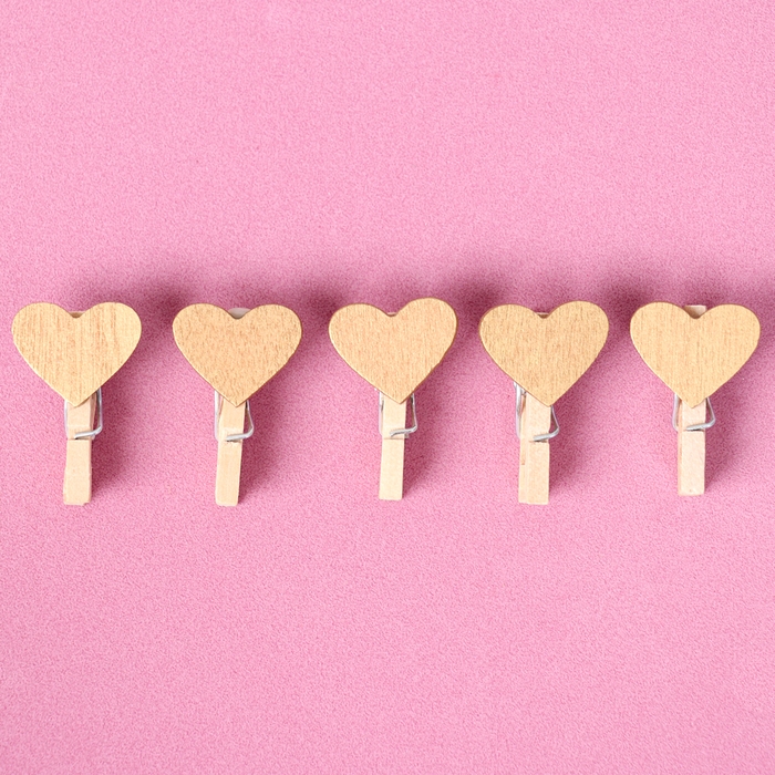 Набор декоративных прищепок «Сердечки», золотого цвета, набор 50 шт. Набор декоративных прищепок «Сердечки», золотого цвета, набор 50 шт.