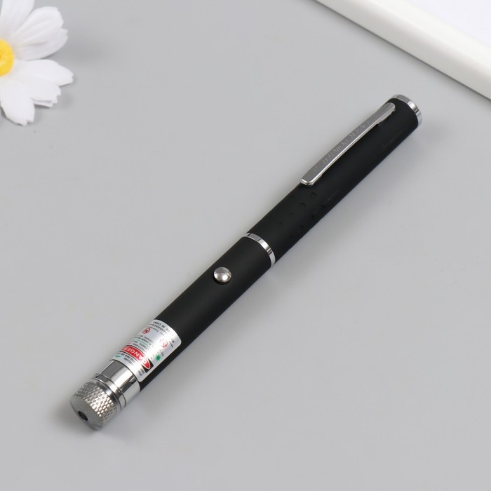 Указка лазерная 4 + 1 насадки от 2 х ААА 7,7х21 см Указка лазерная 4 + 1 насадки от 2 х ААА 7,7х21 см