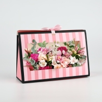 Складная коробка для цветов с окном &laquo;Спасибо, что ты есть&raquo;, розовая, 16 х 27 х 9 см