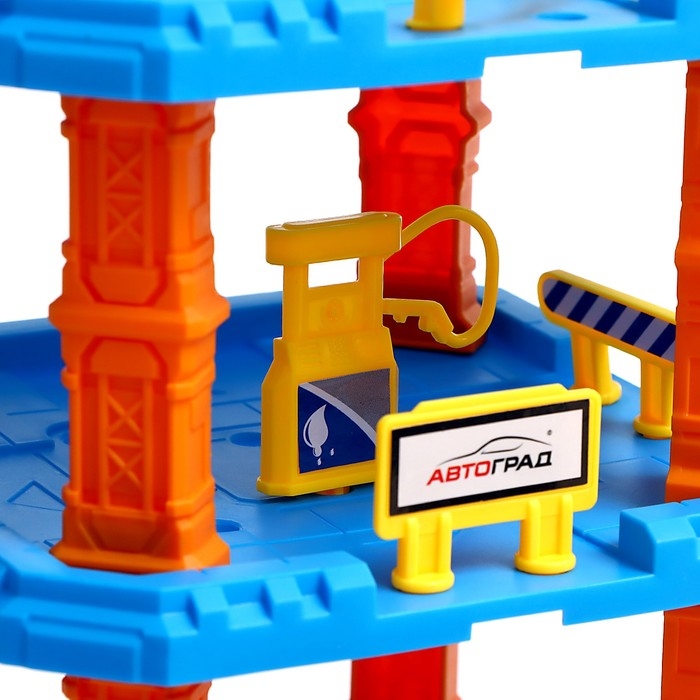 Парковка &laquo;Полицейский участок&raquo;, с металлическими машинками и вертолётом