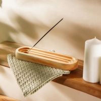 Подставка из цельного массива кедра Sima-Land Home, натуральный цвет, 24,5×7×2,5 см Подставка из цельного массива кедра Sima-Land Home, натуральный цвет, 24,5×7×2,5 см