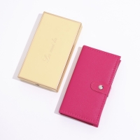 Набор декоративной косметики: тени для век, тени для бровей, блеск для губ, румяна, зеркало Набор декоративной косметики: тени для век, тени для бровей, блеск для губ, румяна, зеркало