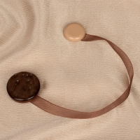 Подхват для штор «Жемчужина», 4 × 4 см, цвет коричневый Подхват для штор «Жемчужина», 4 × 4 см, цвет коричневый