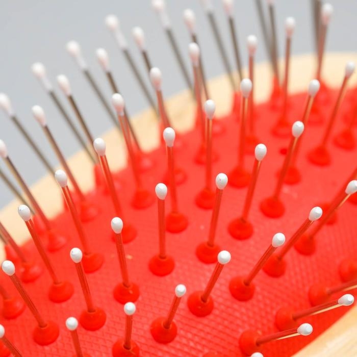 Двусторонняя щётка-расческа с деревянной ручкой, 7 х 21 см