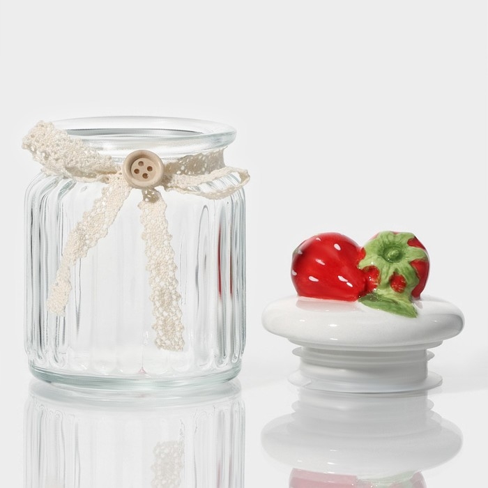 Банка стеклянная для хранения сыпучих продуктов Доляна &laquo;Клубника&raquo;, 250 мл, 8&times;13 см, с керамической крышкой