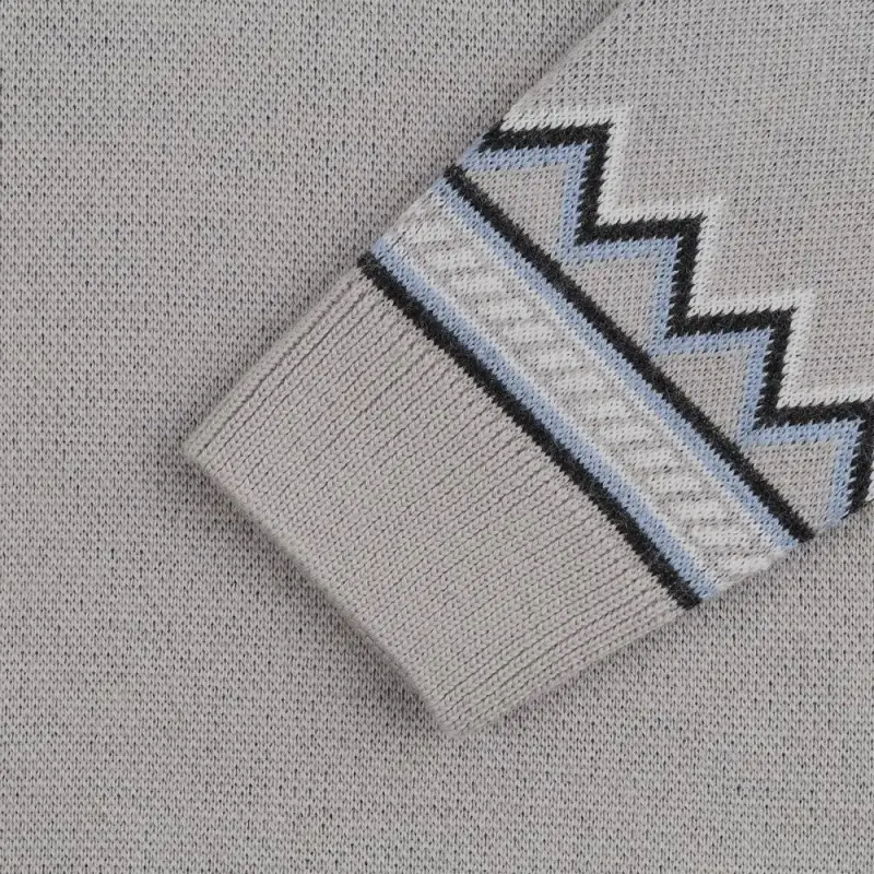 Джемпер Totem Bear, размер L Джемпер Totem Bear, размер L