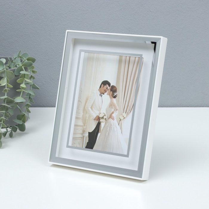 Фоторамка пластик на 1 фото 13х18 см "Лаконичный стиль" серебро бумага тиснение 18х2х23 см