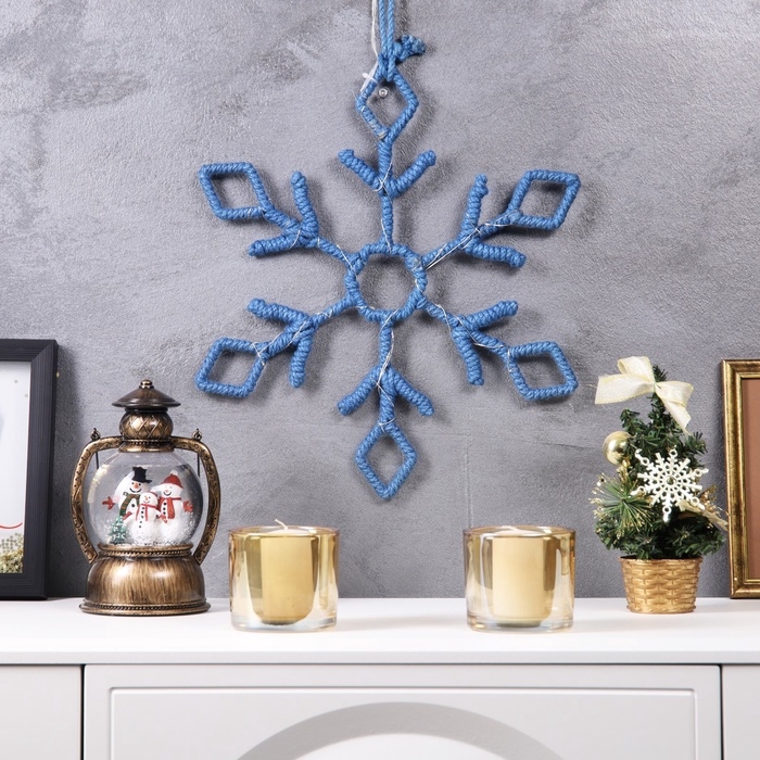 Светодиодная фигура «Снежинка синяя» 39 см, 20 LED, батарейки AAx2 (не в комплекте), свечение теплое белое Светодиодная фигура «Снежинка синяя» 39 см, 20 LED, батарейки AAx2 (не в комплекте), свечение теплое белое