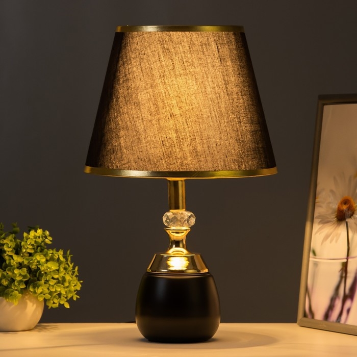 Настольная лампа "Лейла" Е27 40Вт черно-золотой 25х25х41 см RISALUX