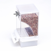 Автокормушка для птиц 8,5 х 8 х 15,4 см