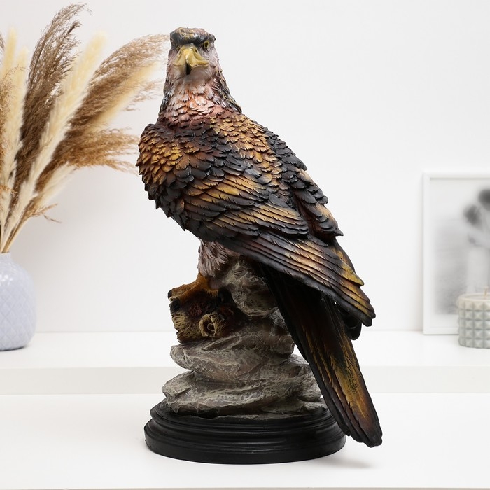 Фигура "Беркут на камнях" 44х30см