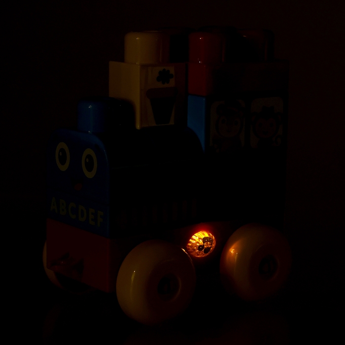 Музыкальный конструктор «Паровозик» Музыкальный конструктор «Паровозик»