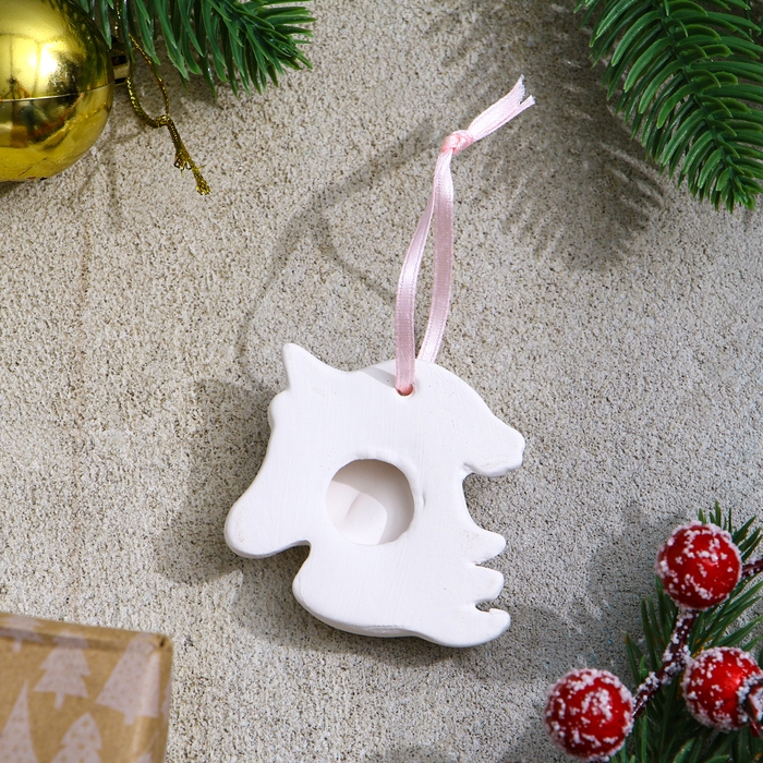 Новый год! Набор ёлочных украшений под раскраску 4 шт. «Единороги» с подвесом, кисть Новый год! Набор ёлочных украшений под раскраску 4 шт. «Единороги» с подвесом, кисть