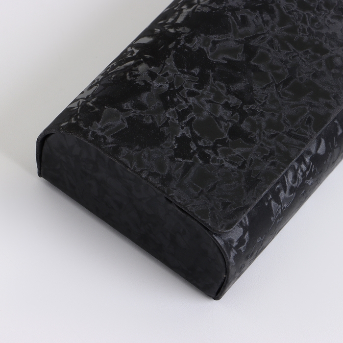 Футляр для очков на магните, длина 16 см, цвет чёрный