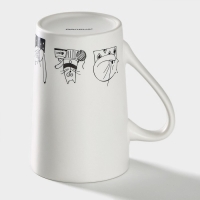 Кружка фарфоровая Доляна &laquo;День кота&raquo;, 380 мл, цвет белый