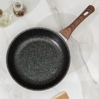 Сковорода KUKMARA Granit ultra blue, d=26 см, пластиковая ручка, стеклянная крышка, антипригарное покрытие Сковорода KUKMARA Granit ultra blue, d=26 см, пластиковая ручка, стеклянная крышка, антипригарное покрытие