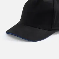 Бейсболка Long Beach, черная с ярко-синим Бейсболка Long Beach, черная с ярко-синим