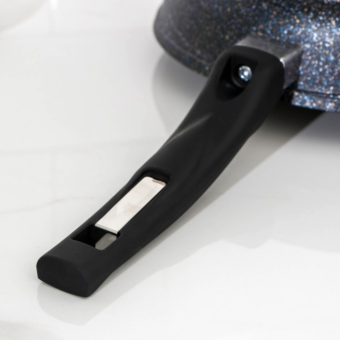 Сковорода &laquo;Гранит Star&raquo;, d=26 см, стеклянная крышка, антипригарное покрытие, тёмно-синий