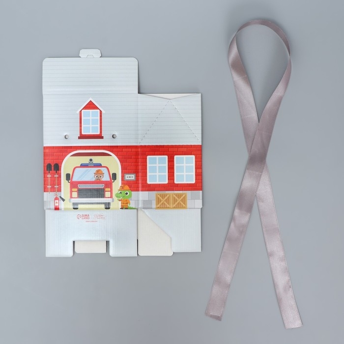 Коробка подарочная складная, упаковка, &laquo;Пожарная станция &raquo;, 15 х 18 х 10 см