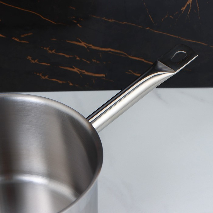 Сотейник, 4 л, d=20 см, h=12,5 см, металлическая крышка, капсульное дно, с двумя ручками, индукция Сотейник, 4 л, d=20 см, h=12,5 см, металлическая крышка, капсульное дно, с двумя ручками, индукция