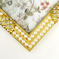 Фоторамка пластик под металл 10х15 см "Жемчуг и стразы" золото 18,8х13,8 см Фоторамка пластик под металл 10х15 см "Жемчуг и стразы" золото 18,8х13,8 см