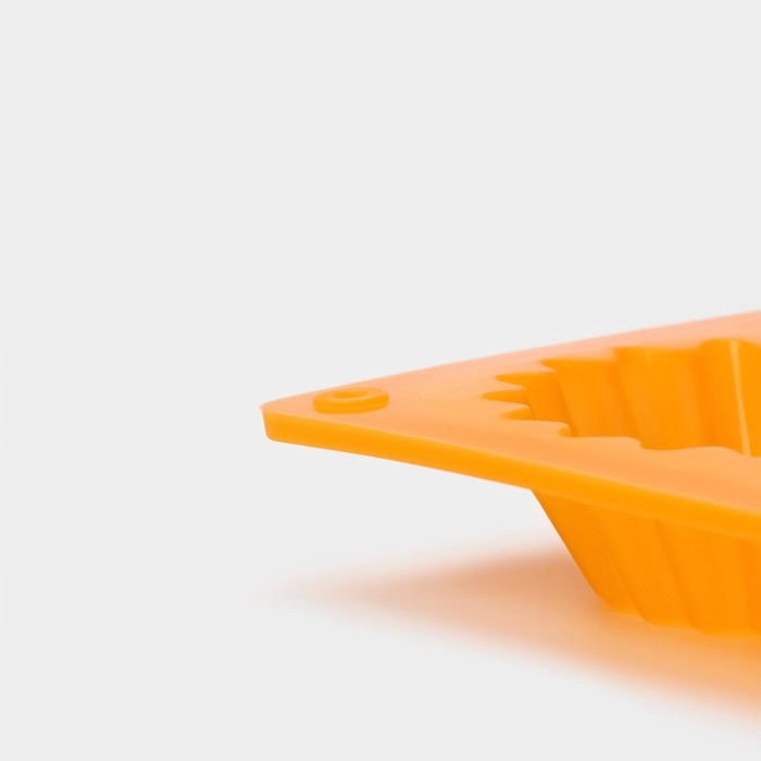 Форма для выпечки Доляна &laquo;Сладости. Круг реб&raquo;, силикон, 28&times;21 см, 12 ячеек, d=6 см, d по дну = 4 см, цвет оранжевый