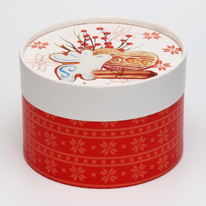 Новый год. Коробка подарочная круглая новогодняя Новый год. Коробка подарочная круглая новогодняя "Новогодний гостинец" 13х13х8,5см.