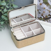 Шкатулка кожзам для украшений "Мелкие квадратики. Золото" 6х7х12 см Шкатулка кожзам для украшений "Мелкие квадратики. Золото" 6х7х12 см