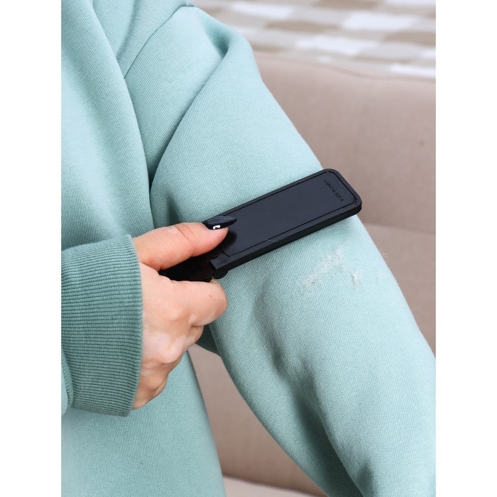 Щётка для одежды складная, 0,6&times;3,5&times;9,5 см, цвет чёрный