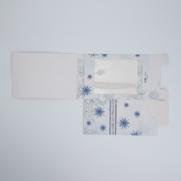 Подарочная коробка новогодняя складная с 3D эффектом &laquo;Снежный вальс&raquo;, 18 х 14 х 23 см, Новый год