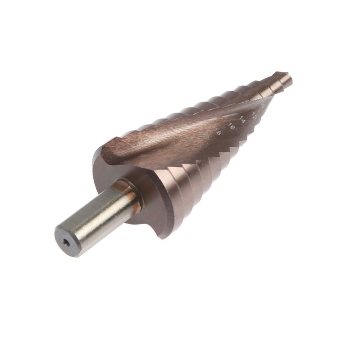 Сверло ступенчатое ТУНДРА ПРОФИ, HSS-Co, спиральный профиль, трехгранный хвостовик, 6-30 мм Сверло ступенчатое ТУНДРА ПРОФИ, HSS-Co, спиральный профиль, трехгранный хвостовик, 6-30 мм