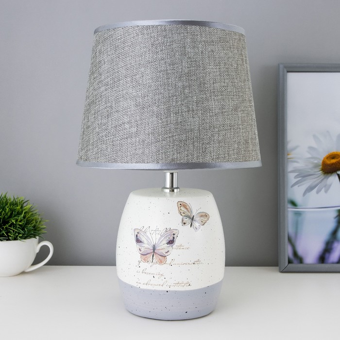 Лампа настольная Лампа настольная "Бабочки" 1xE14 40вт белый-серый 24х24х33 см RISALUX