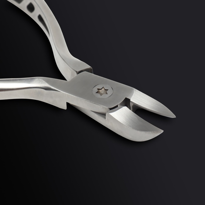 Кусачки педикюрные «Premium», скрытая пружина, 13 см, длина лезвия - 16 мм, цвет серебристый Кусачки педикюрные «Premium», скрытая пружина, 13 см, длина лезвия - 16 мм, цвет серебристый