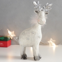 Сувенир полистоун "Лосик с серебристыми рожками, с пуховым шарфом" 20х11х7 см Сувенир полистоун "Лосик с серебристыми рожками, с пуховым шарфом" 20х11х7 см