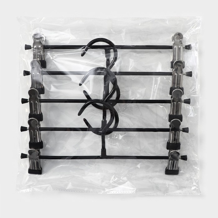 Вешалки для брюк и юбок, с зажимами, 5 шт, 26×13 см, цвет чёрный Вешалки для брюк и юбок, с зажимами, 5 шт, 26×13 см, цвет чёрный