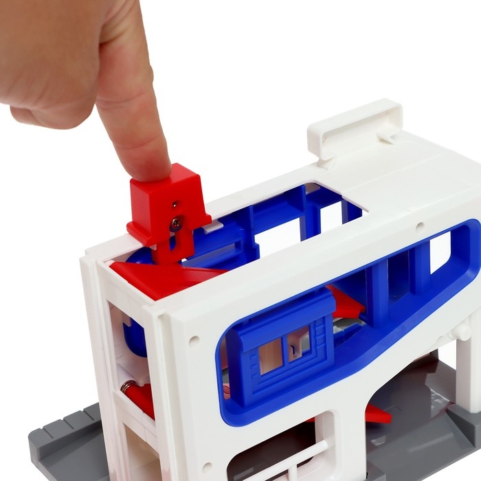 Парковка &laquo;Скорая&raquo;, подъёмный механизм, 1 машинка в комплекте, МИКС