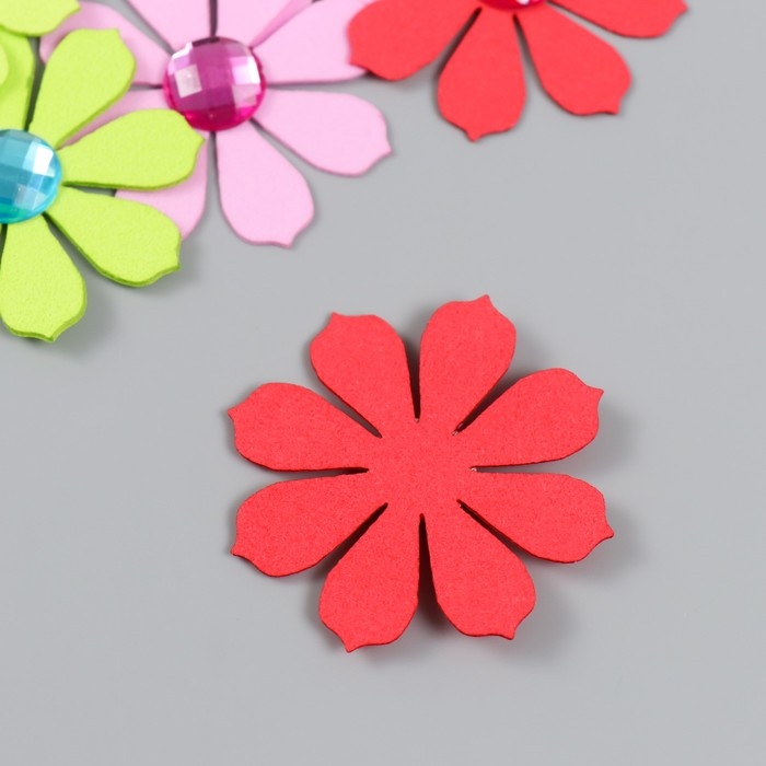 Заготовка из фоамирана "Цветочки" 4,5 см, толщ. 1 мм (набор 9 шт) МИКС