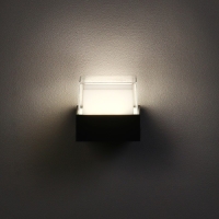 Светильник фасадный «Гранд», FSD-038, 5 Вт, 4000К, IP65, 220 В, пластик, черный Светильник фасадный «Гранд», FSD-038, 5 Вт, 4000К, IP65, 220 В, пластик, черный