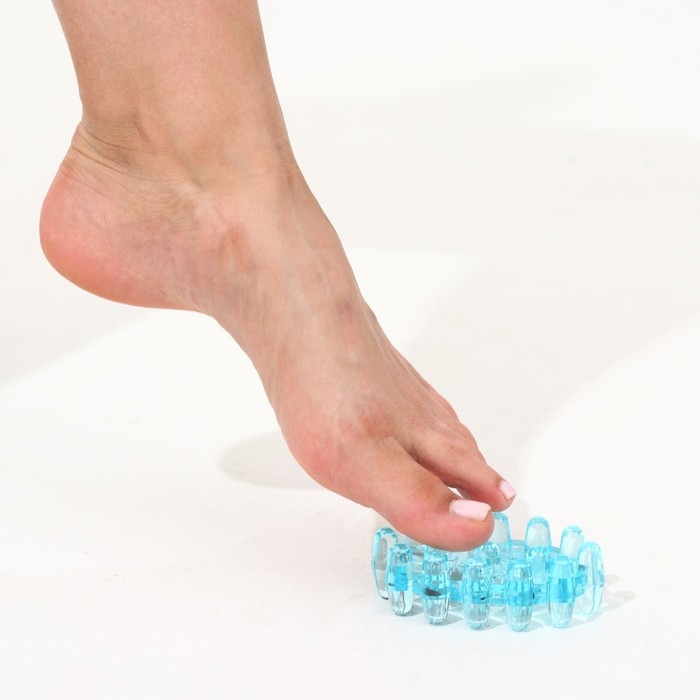 Массажёр для ног с шипами, роликовый &laquo;Релаксни&raquo;, 5,5 х 9 см