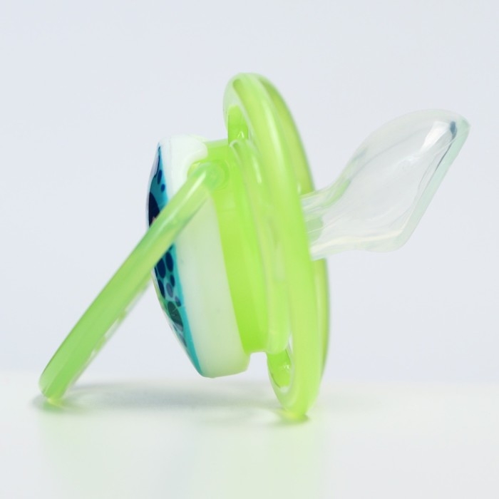 Соска - пустышка силиконовая ортодонтическая &laquo;Собачка&raquo;, от 6 мес., цвет зеленый