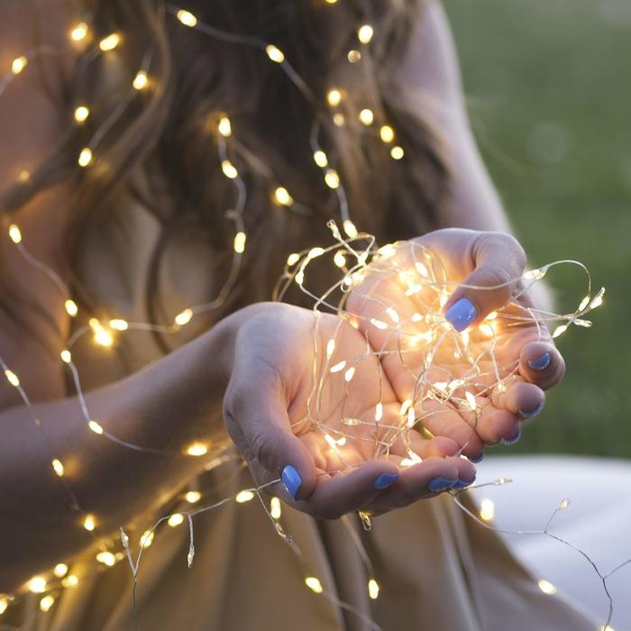 Гирлянда &laquo;Мишура&raquo; 5 м роса, IP20, серебристая нить, 100 LED, свечение тёплое белое, USB