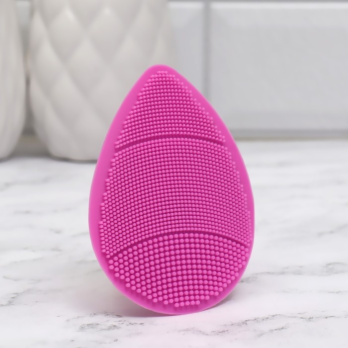 Щётка для умывания &laquo;Капля&raquo; на присоске, 9 &times; 7 см, цвет МИКС