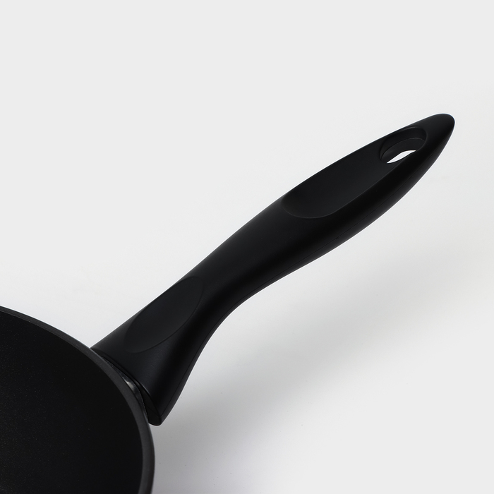 Сковорода &laquo;Надежда&raquo;, d=24 см, h=7,4 см, пластиковая ручка, антипригарное покрытие, цвет чёрный