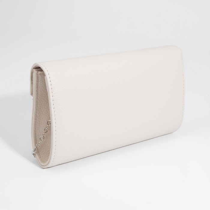Сумка-клатч на клапане, цвет бежевый