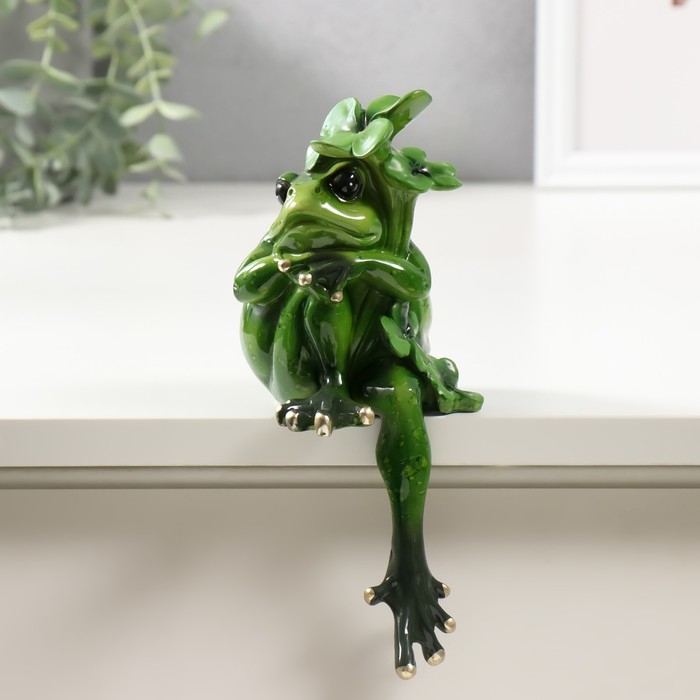 Сувенир полистоун лак на полку "Лягушонок думает" 11х9х21 см