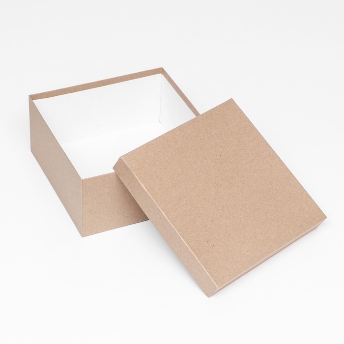 Подарочная коробка крафт, 24 х 24 х11,5 см