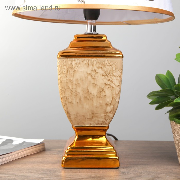 Лампа настольная "Фрея" 1х40Вт Е14 золото-бежевый 24х24х39 см RISALUX