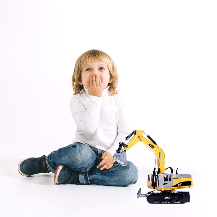 Экскаватор радиоуправляемый &laquo;Стройка&raquo;, подвижный ковш, с элементами из металла